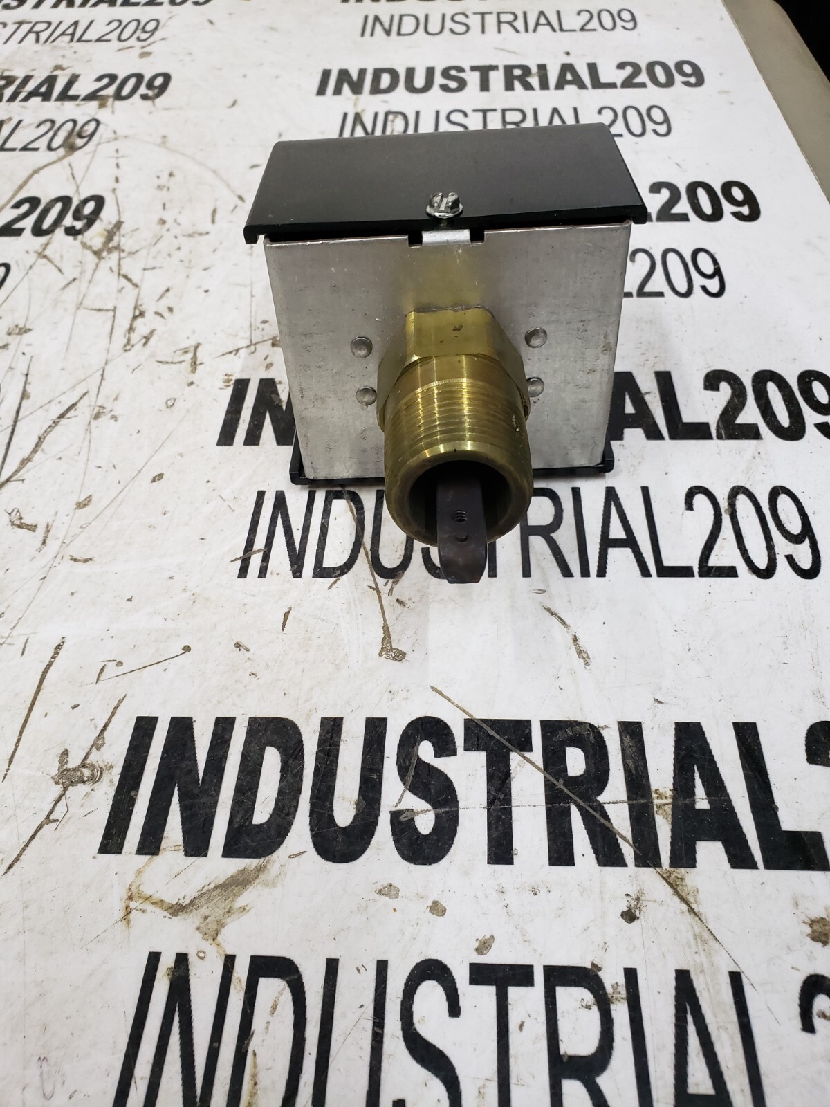 MCDONNELL+MILLER FS4-3 FLOW SWITCH