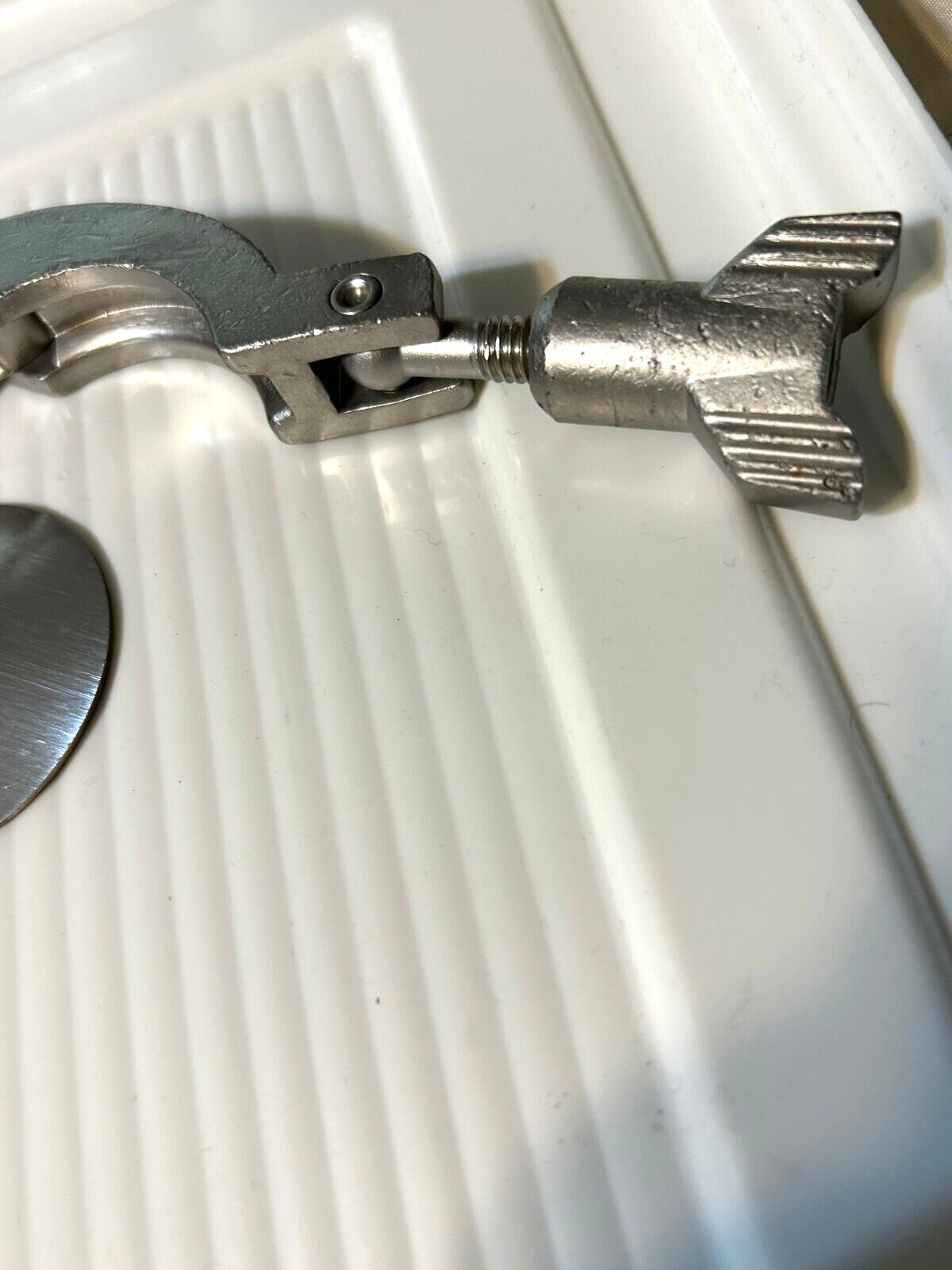 LADISH 3-1/4″ x 3″ (Approx) Ladish Stainless S/S Sanitary Flange Clamp with Cap.