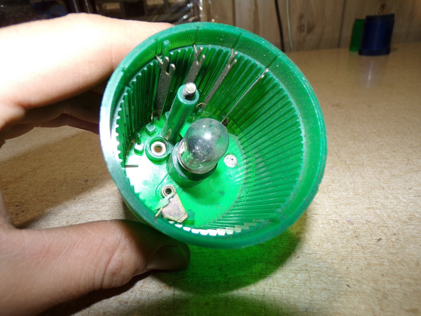 Telemecanique EIC 947-5-1 Green Lens & Bulb EN60947-5-1/0318 *FREE SHIPPING*