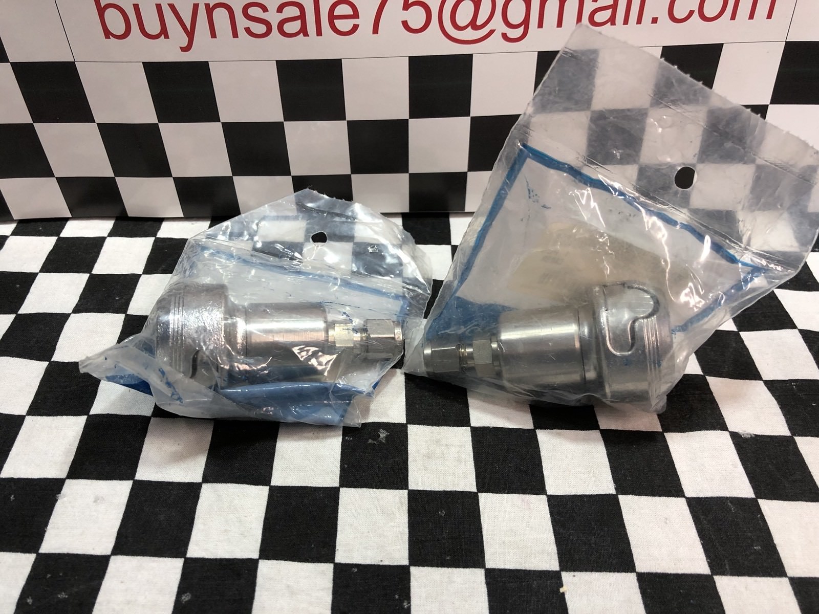Lot Of 4, Swagelok Quick Connect 1/4″ COMP, SS-QTM2B-B-400, SHIPSAMEDAY#1654D5