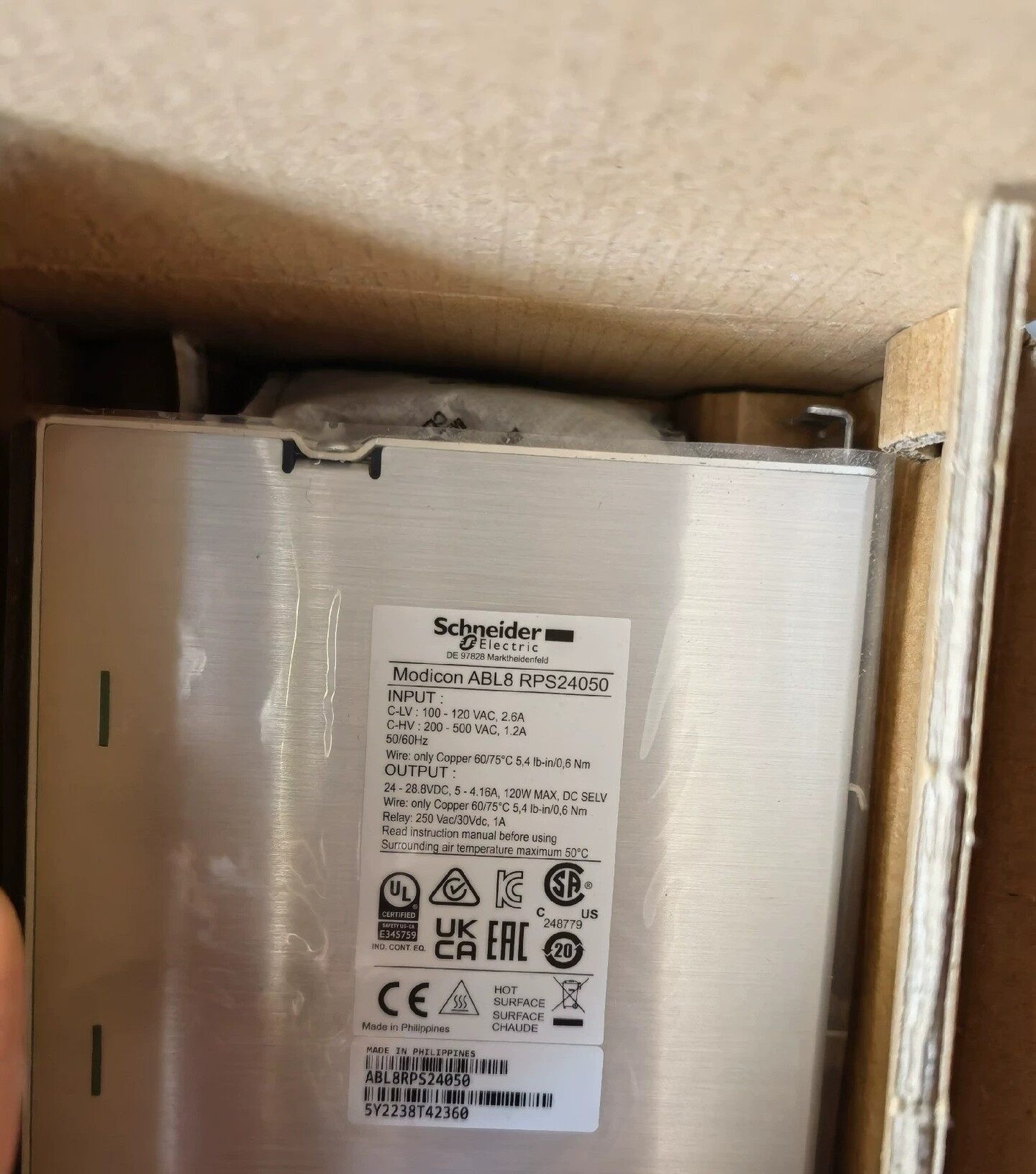 1PCS NEW Schneider ABL8RPS24050 100-500VAC 24VDC 5A Switching Power Supply