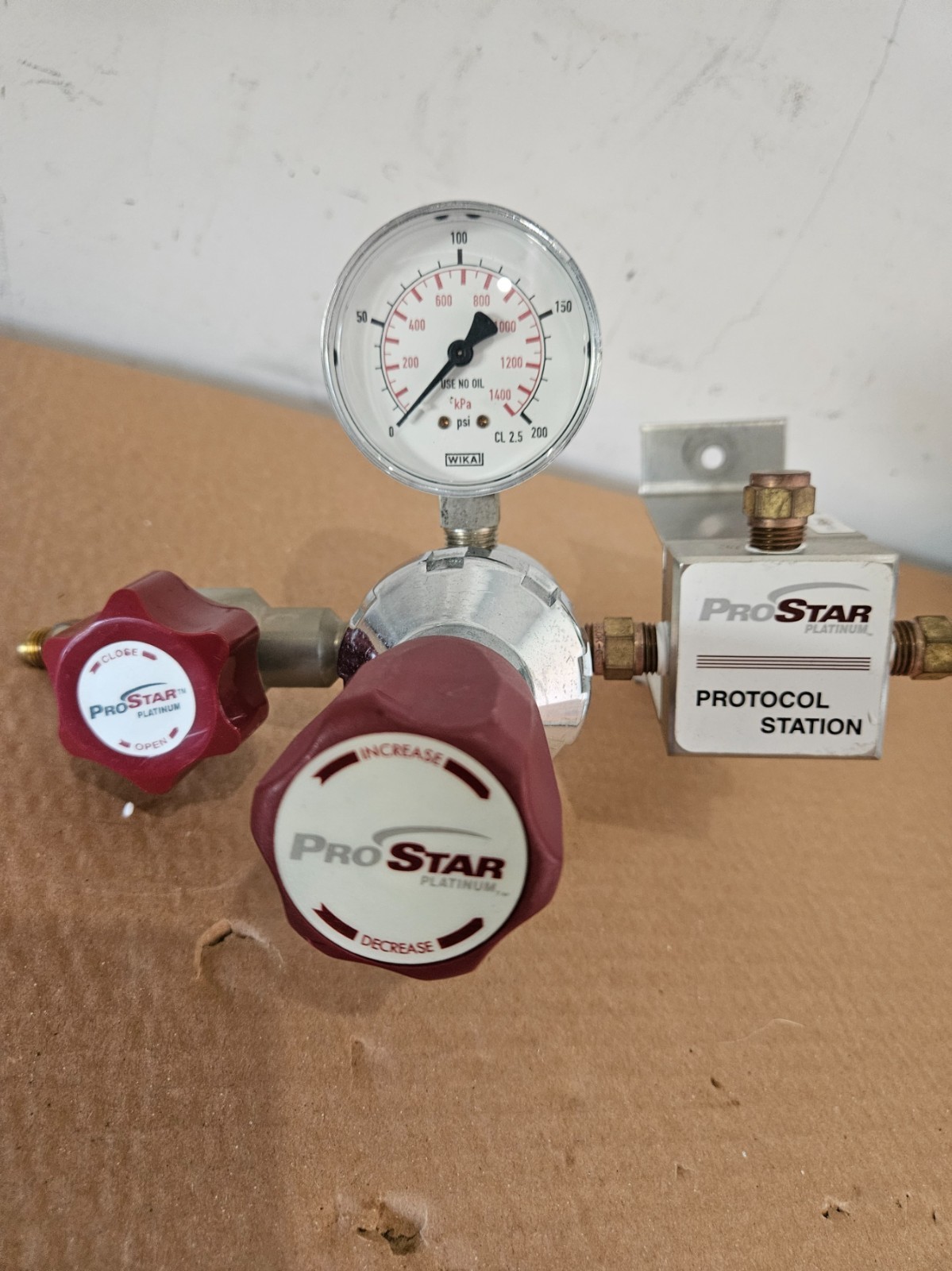 ProStar Platinum Gas Regulator with Protocol Station – 0-120 PSI Output – Max 30