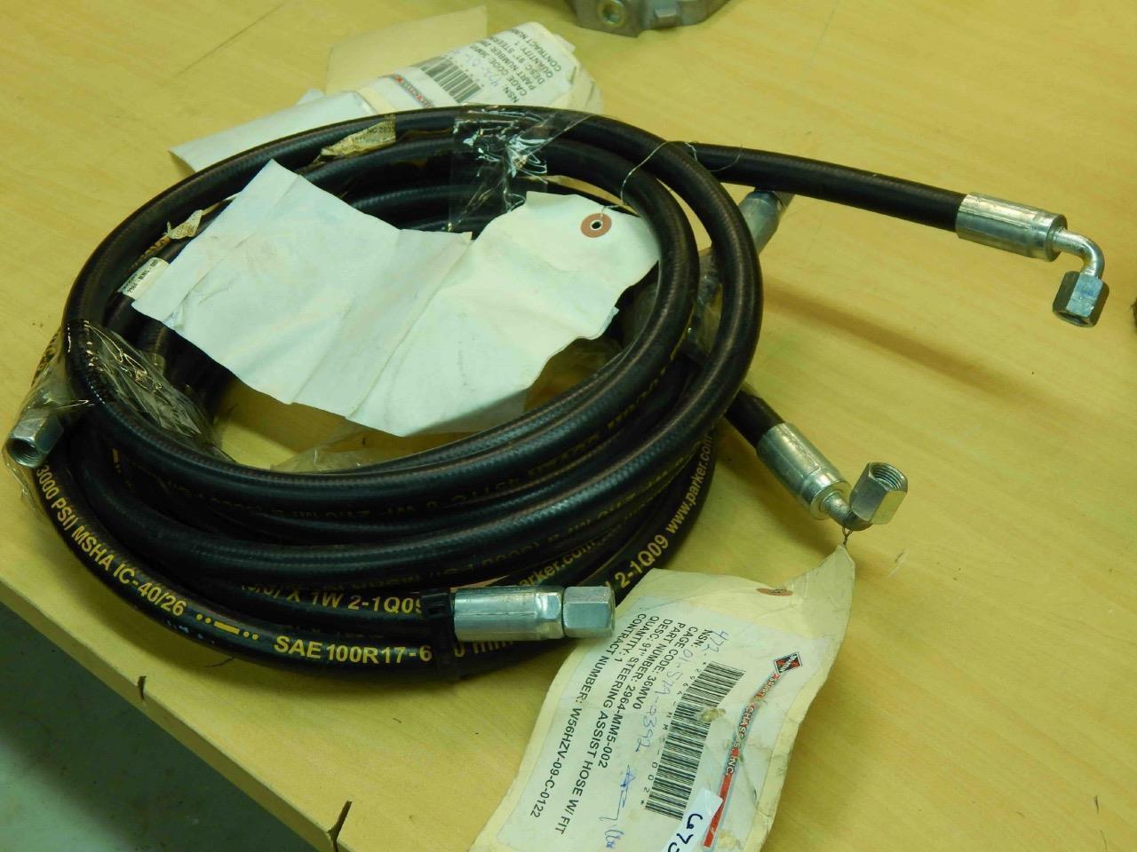 Spartan 2964-MM5-002, 4720-01-579-0392, 91″ Steering Assist Hose w/ Fitting #670