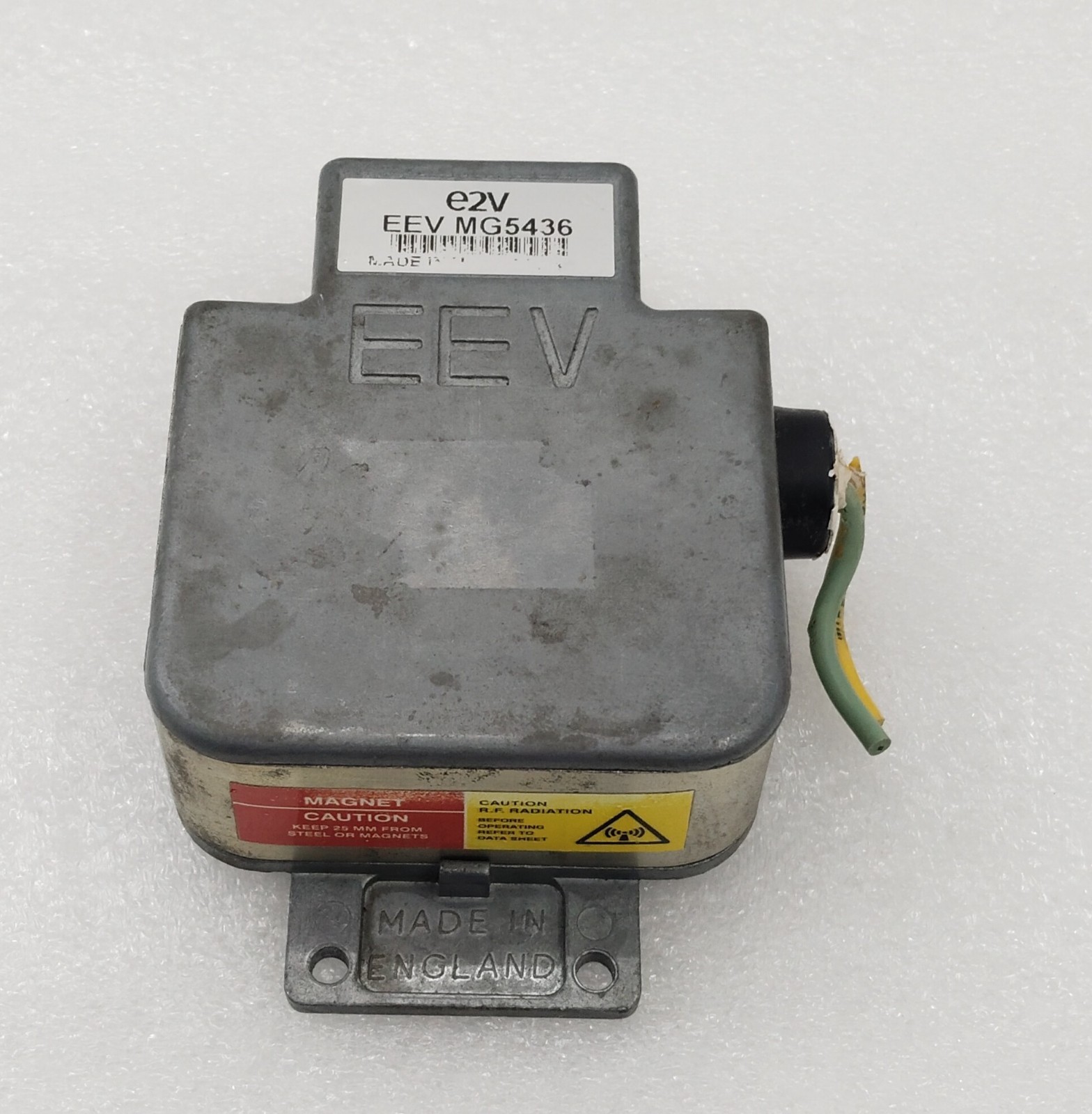 E2V Technologies EEV MG5436 Magnetron / E2V EEV MG5436 Magnet / Made in England