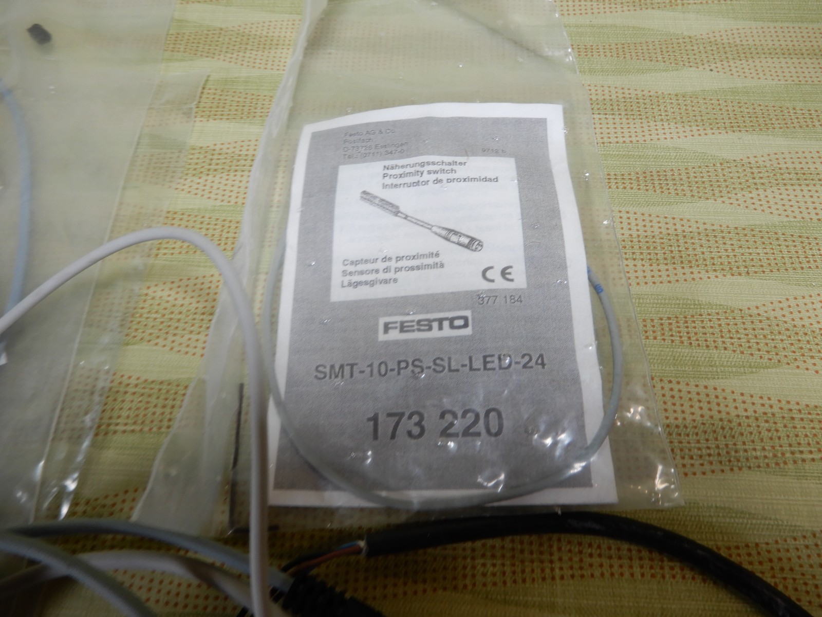 Festo Lot of Proximity Sensors Shown 173 220, SMT-10F 24V (2) NOS BX