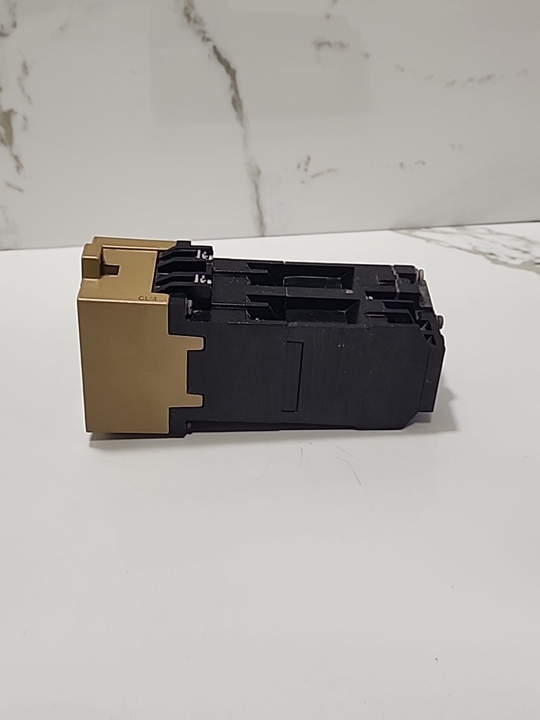 ALLEN BRADLEY 700-P400A1 SER A AC RELAY W/ PNEUMATIC TIME DELAY 700-PT SER A