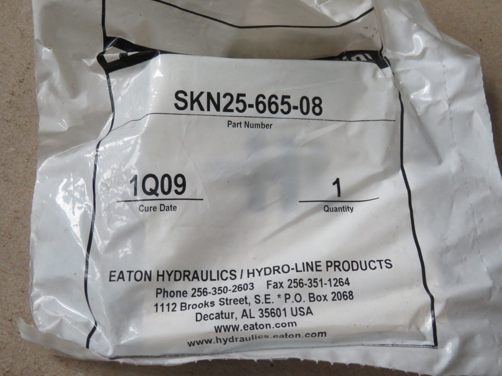 New Hydro-Line Eaton SKN25-665-08 Seal Kit cylinder rod piston