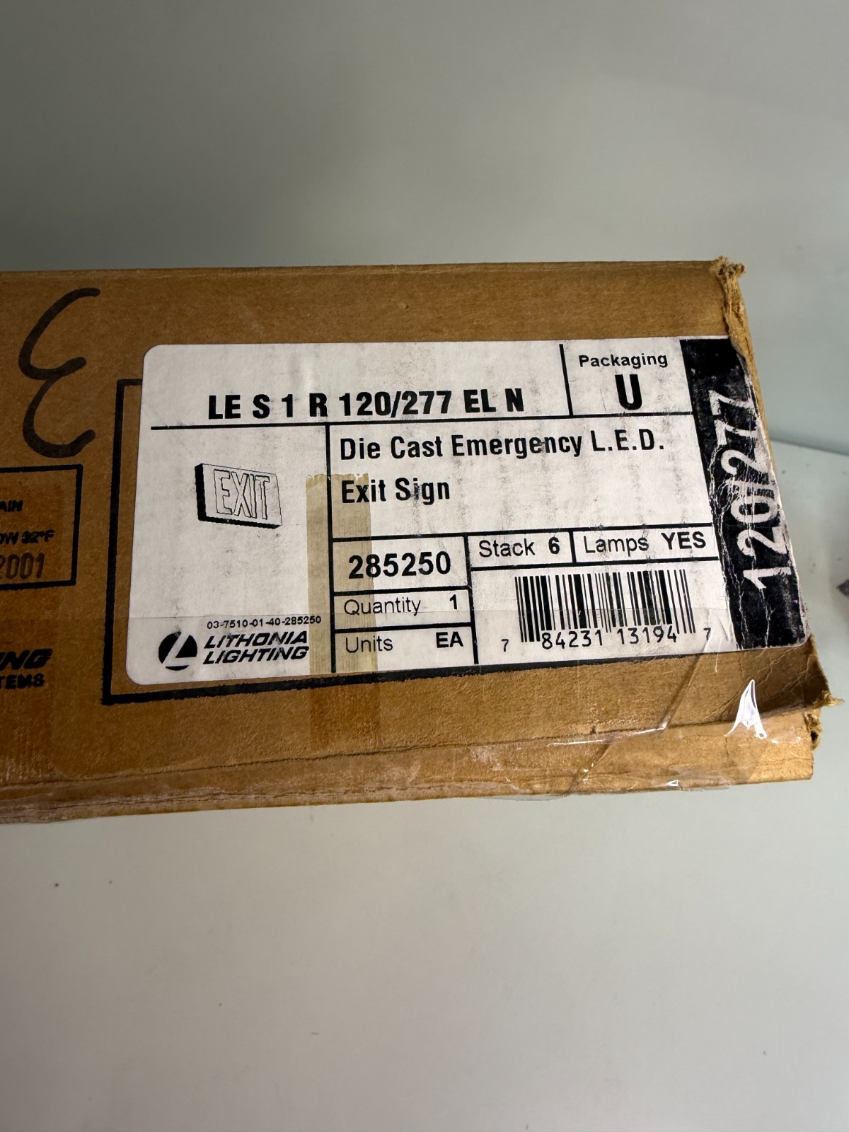 LITHONIA LIGHTING LE-S-1-R-120/277-EL-N / LES1R120/277ELN (NEW IN BOX)