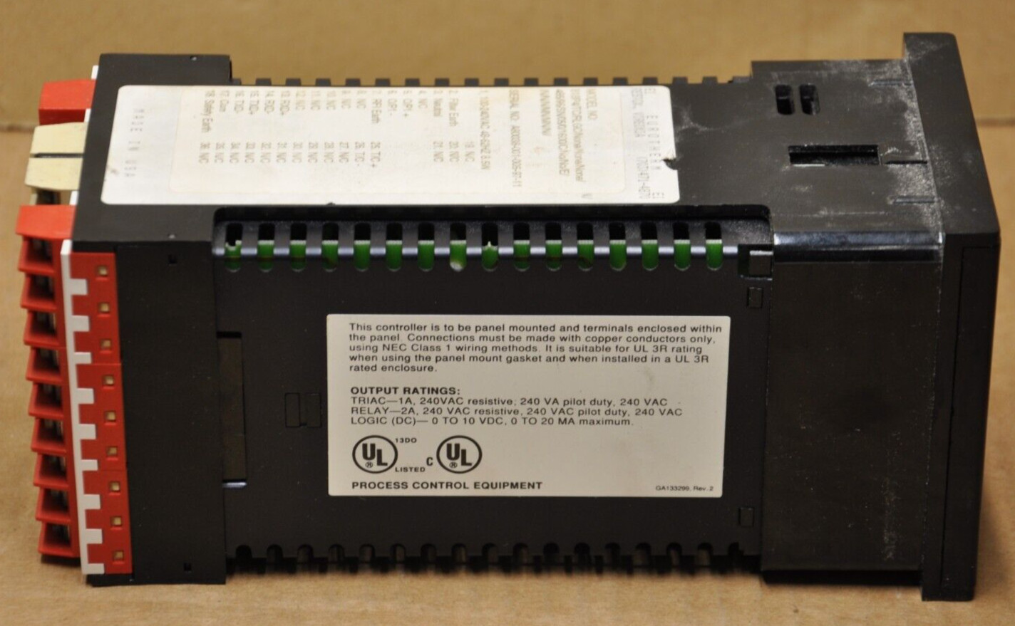 EUROTHERM 818P4/TC/RLGC TEMPERATURE CONTROLLER