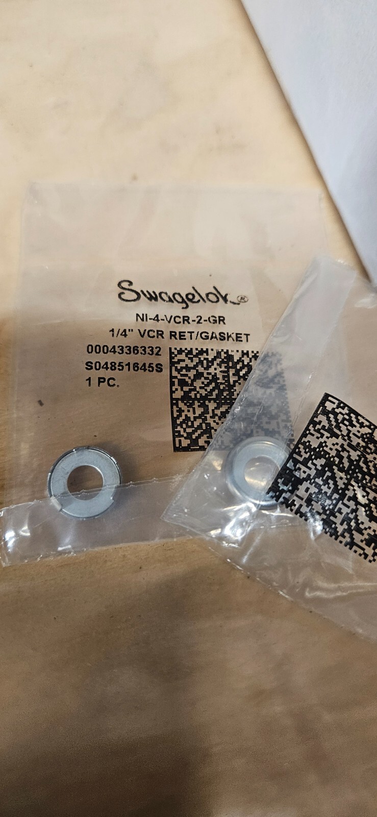 1/4″ vcr gaskets “FAST SHIPPING” SWAGELOK VCR 1/4″, NI-4-VCR-2-GR, LOT OF 100