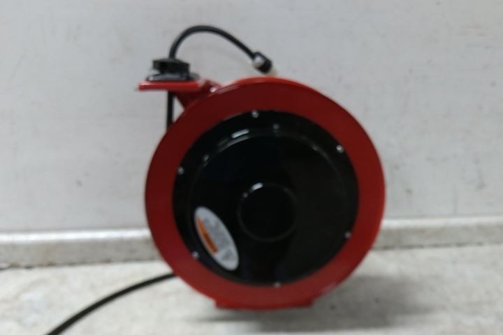 Reelcraft L 70075 123 3A 120VAC 75 Ft L Spring Retraction Extension Cord Reel
