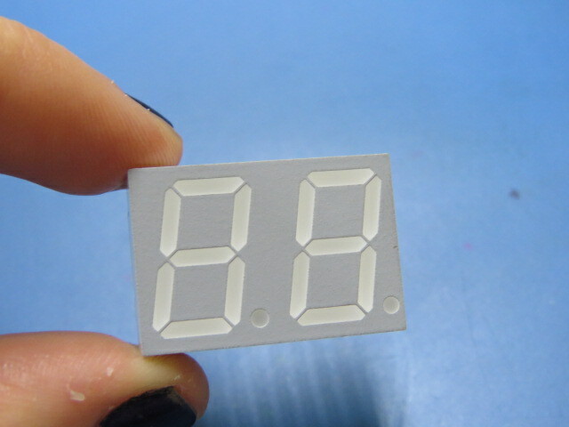 AVAGO TECHNOLOGIES HDSP-K121 Qty of 19 per Lot Display Modules – LED Character