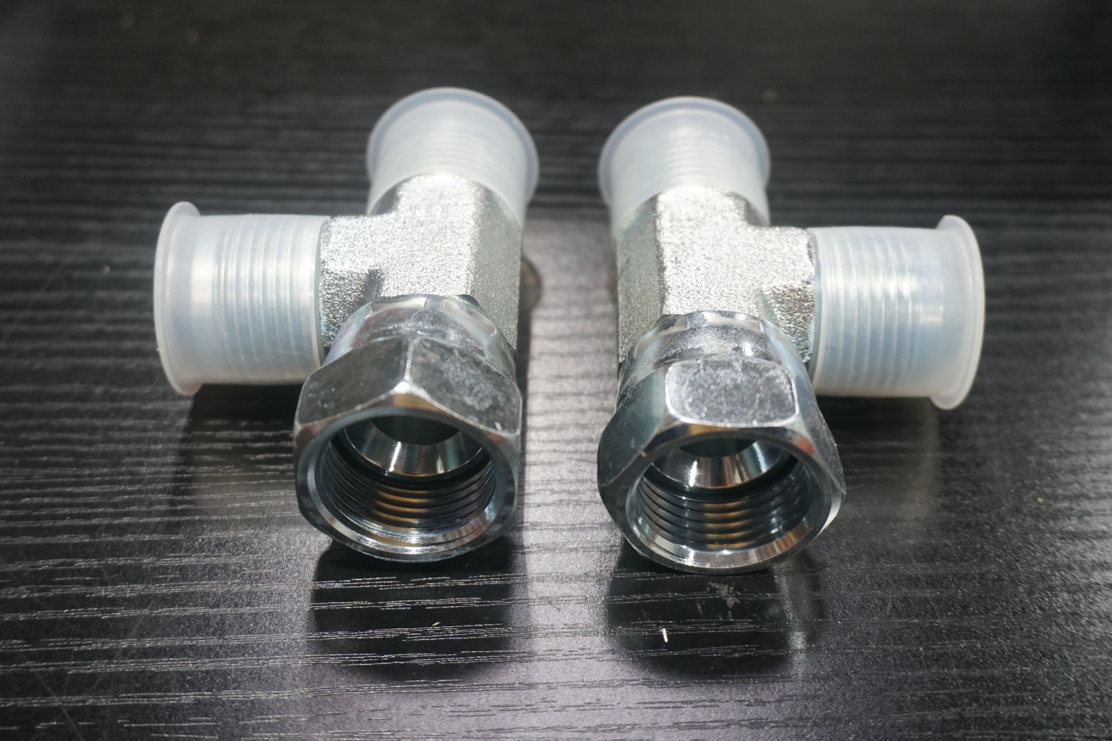 Aeroquip 203102-12-12S 3/4″ JIC FXMXM TEE ADAPTER, Free Shipping, 2 Pieces