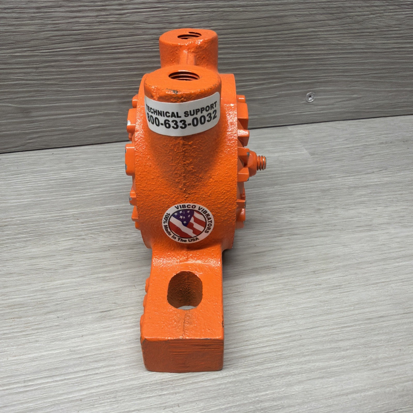 Vibco BV-250 Ball Type Pneumatic Vibrator, 380 LB, 11000 VPM, 80 PSI Max, New