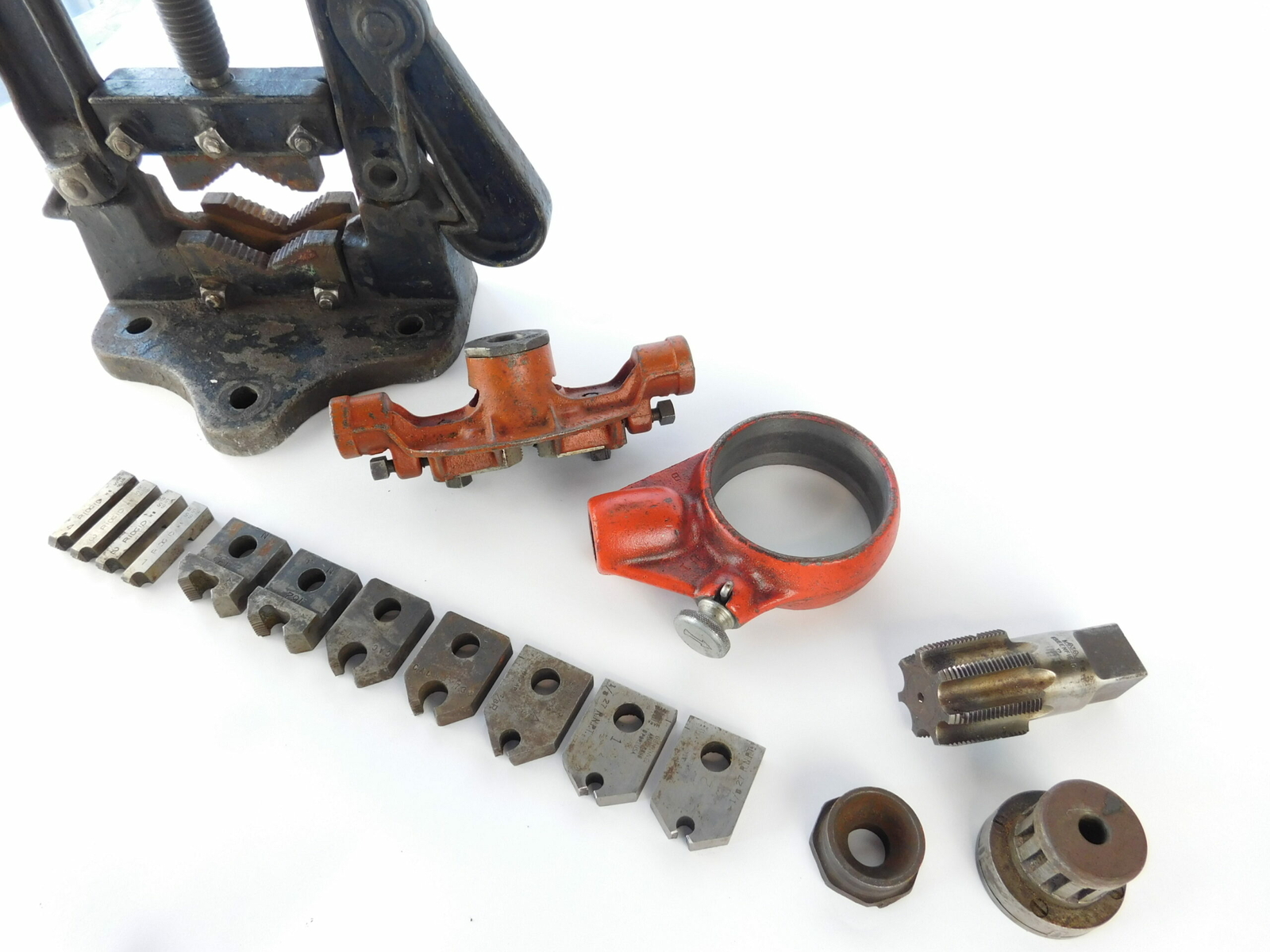 Pipe Threading Lot, Reed Mfg Company Pipe Vise, Clamp, Toledo Pipe Threading …