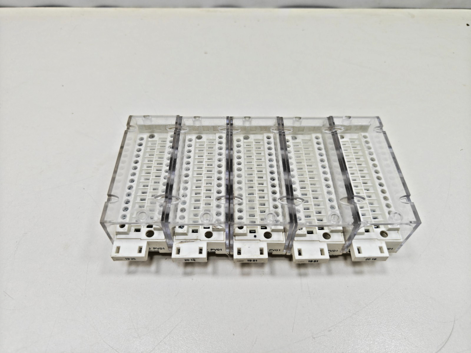 (5Pcs) BMXFTB2800 Schneider Electric 28-Pin Removable Caged Terminal Blocks PV01