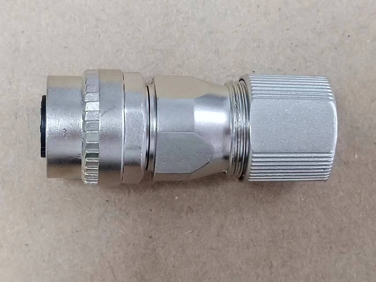 CM10-SP10S-M MITSUBISHI Yaskawa servo motor encoder Straight connector DDK plug
