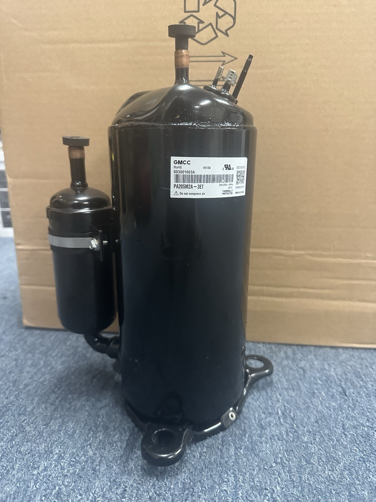 GMCC ( AC ) Compressor 220v Rotary Part # PA205M2A
