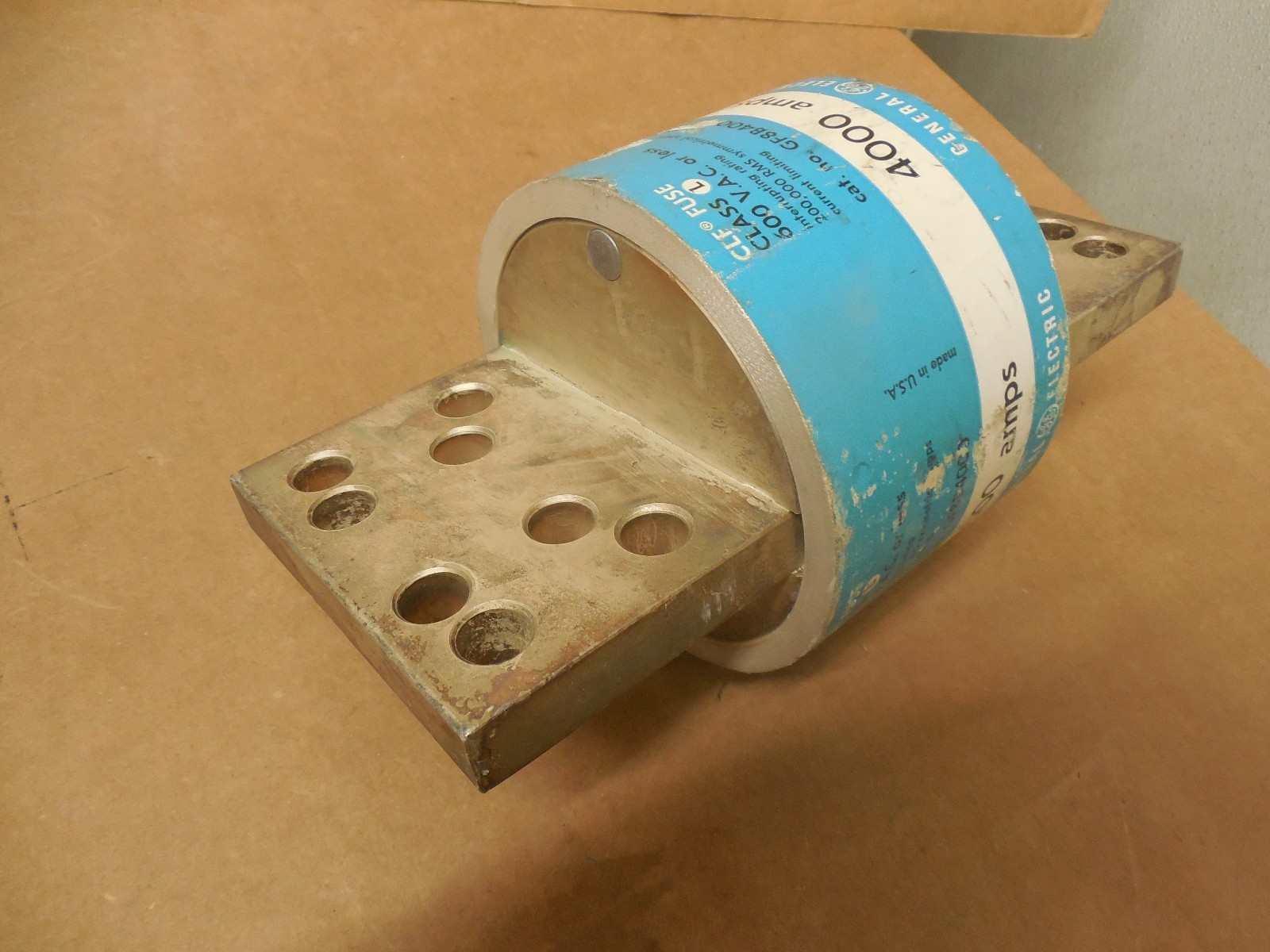 GENERAL ELECTRIC CLF FUSE GF8B4000 CLASS L 600 VAC 4000A A AMPS NEW
