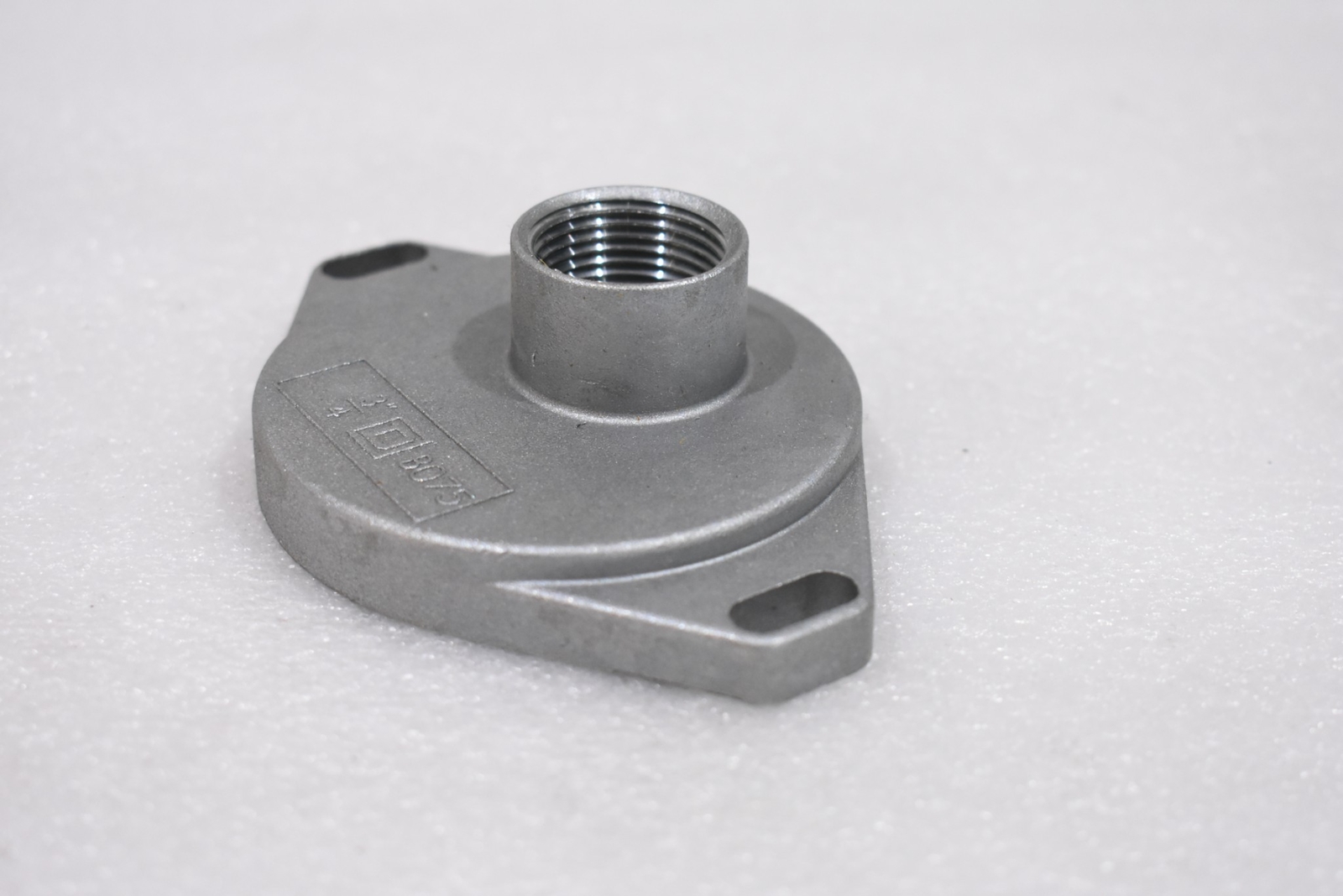 SQUARE D B-075 INTERCHANGEABLE RAINTIGHT HUB 3/4″