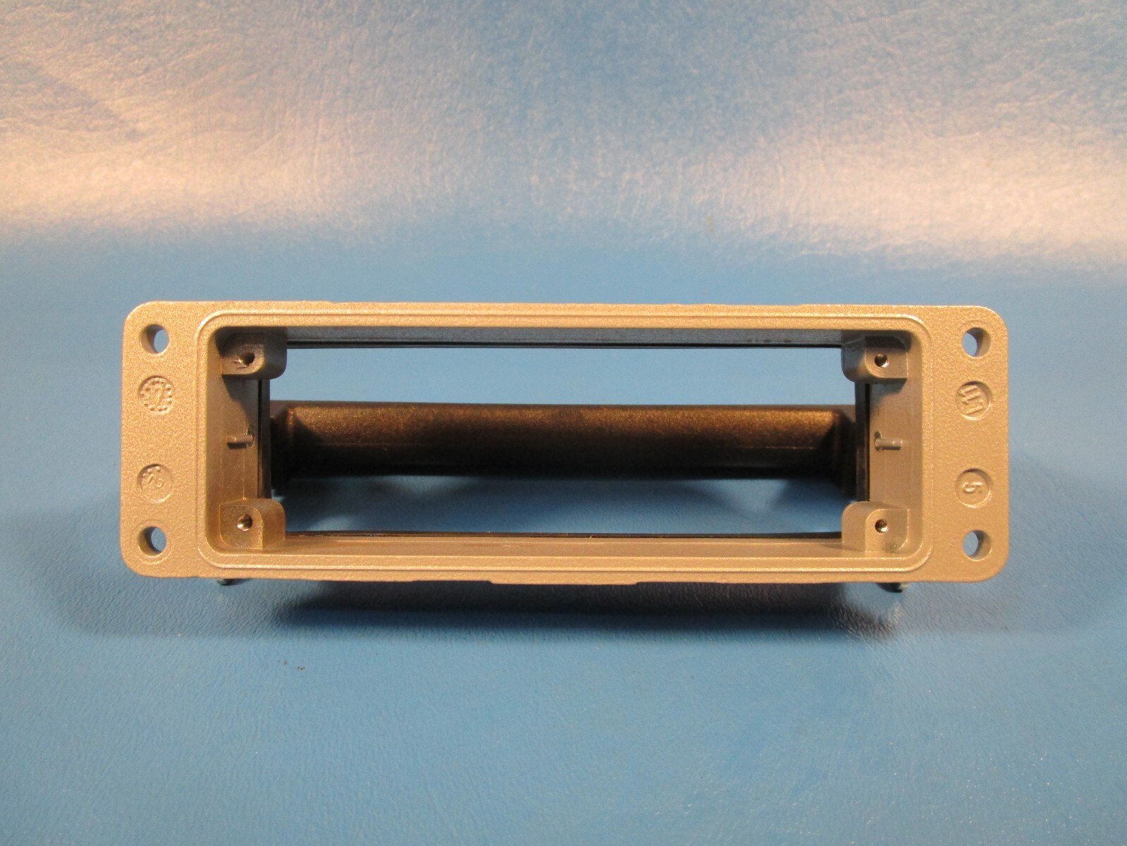 LAPP 10.1029. 101029 HBE 24 PANEL MOUNT BASE with SINGLE LEVEL