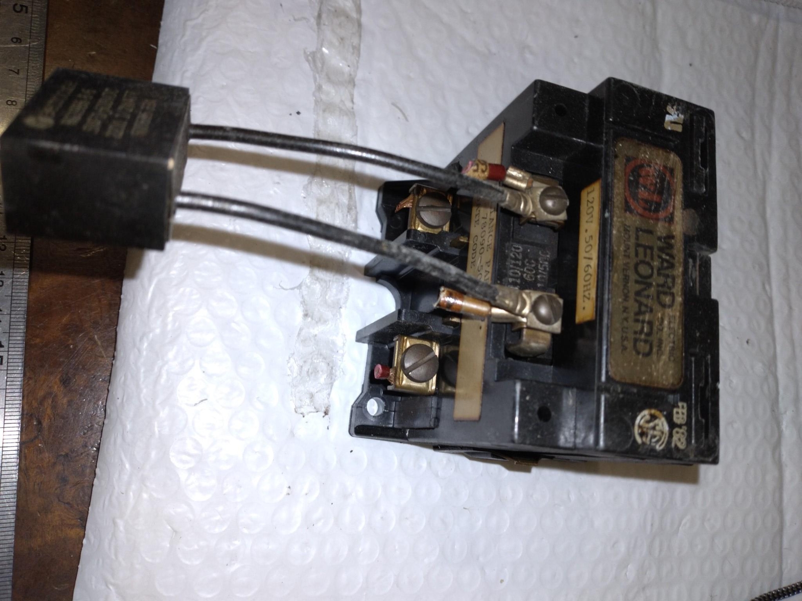 RELIANCE ELECTRIC 78090-50R 50/60HZ R001-7030-11 500VDC