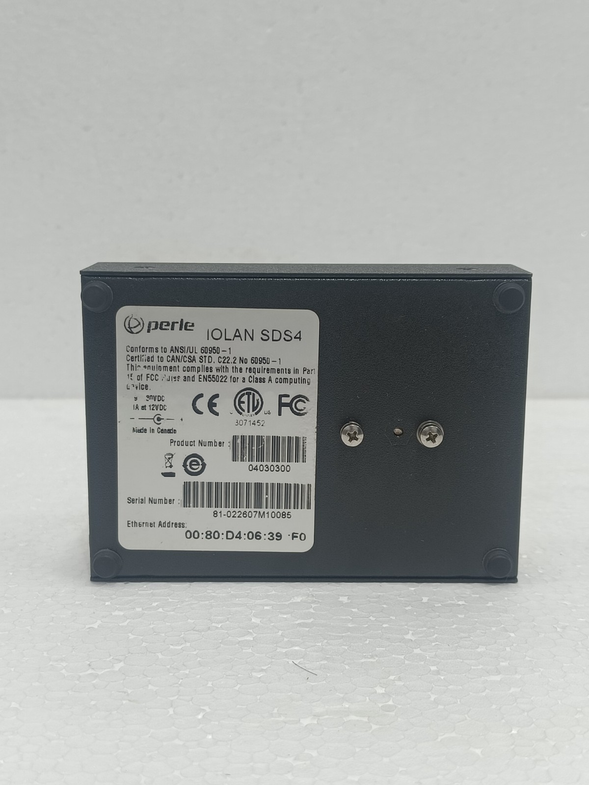 PERLE IOLAN SDS4 DEVICE SERVER 4-PORT SERIAL TERMINAL SERVER 04030300 INDUSTRIAL