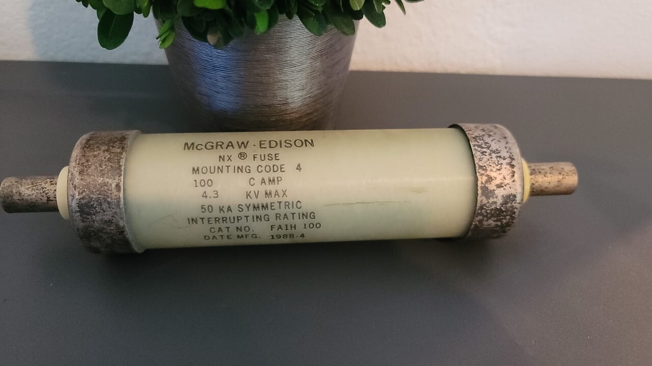 McGraw-Edison FA1H100 100 Amp 4.3KV Current Limiting Fuse