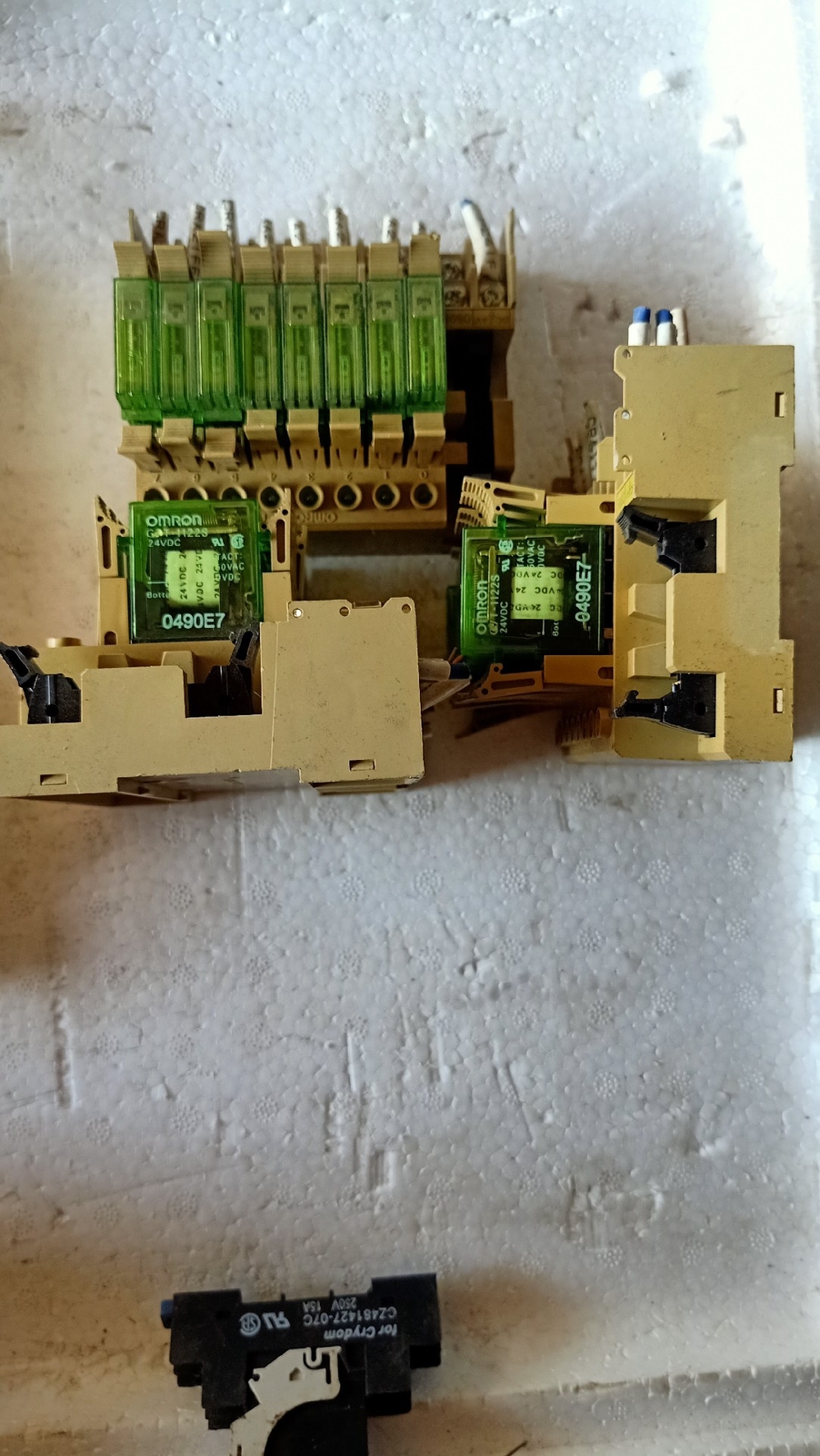 1P Omron G7T-11223 24vDC Accept counteroffer