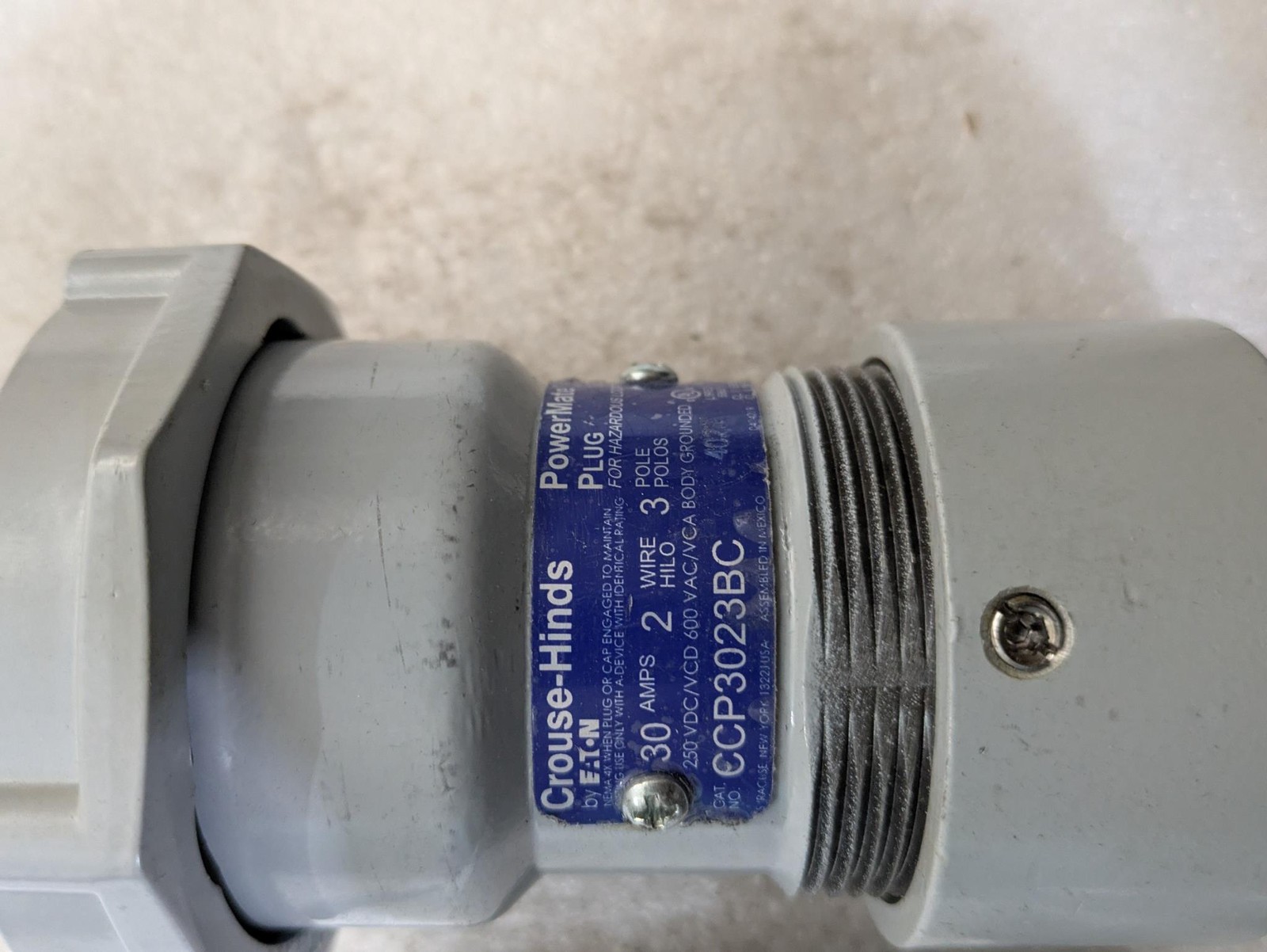 Eaton Crouse-Hinds PowerMate CCP3023BC 30A 600VAC/250VDC 2-Wire 3-Pole Plug