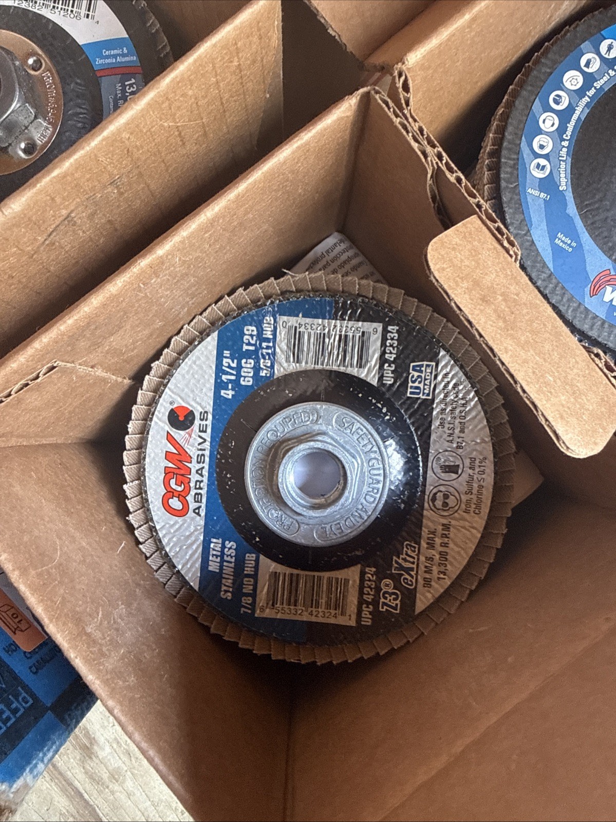 Lot-38 Pcs Weiler 50809 Tiger Big Cat Abrasive Flap Disc 4-1/2″, 80Z+6 Grinding