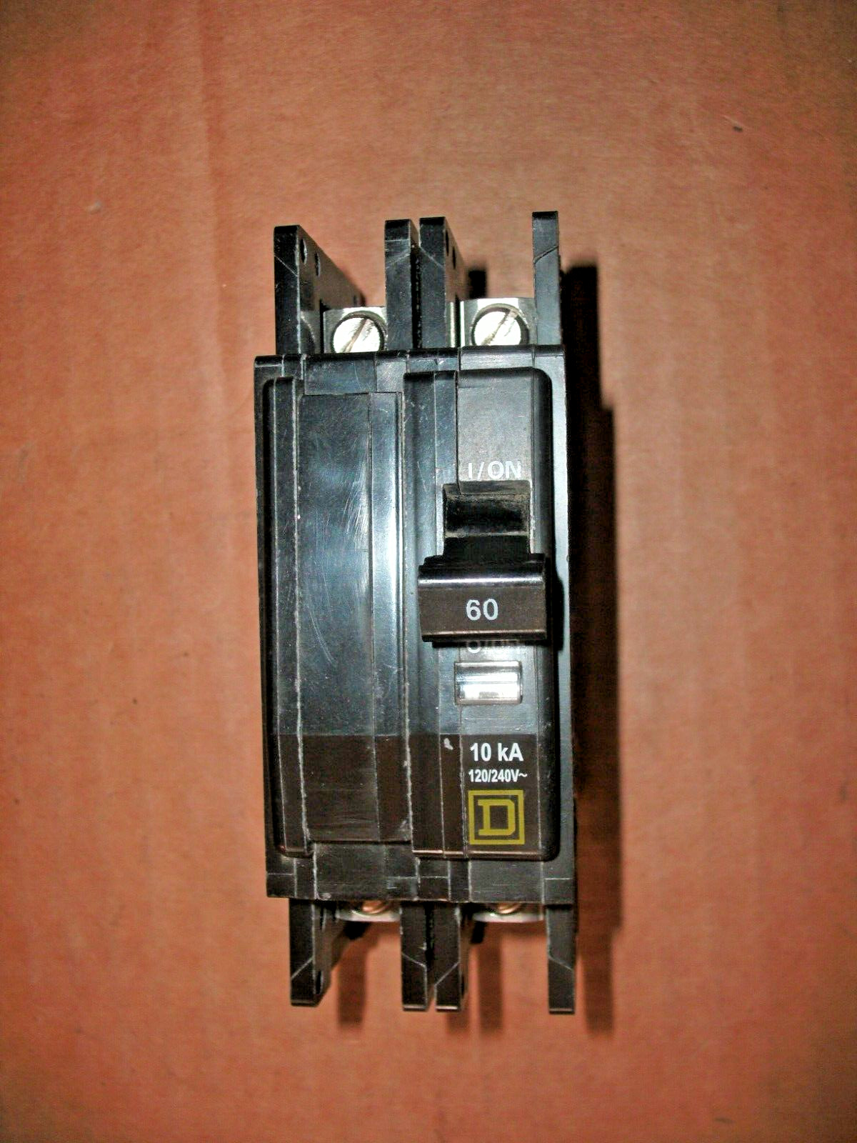 SQUARE D QOU260 60A 2 POLE 120/240 CIRCUIT BREAKER – 10 PCS AVAILABLE