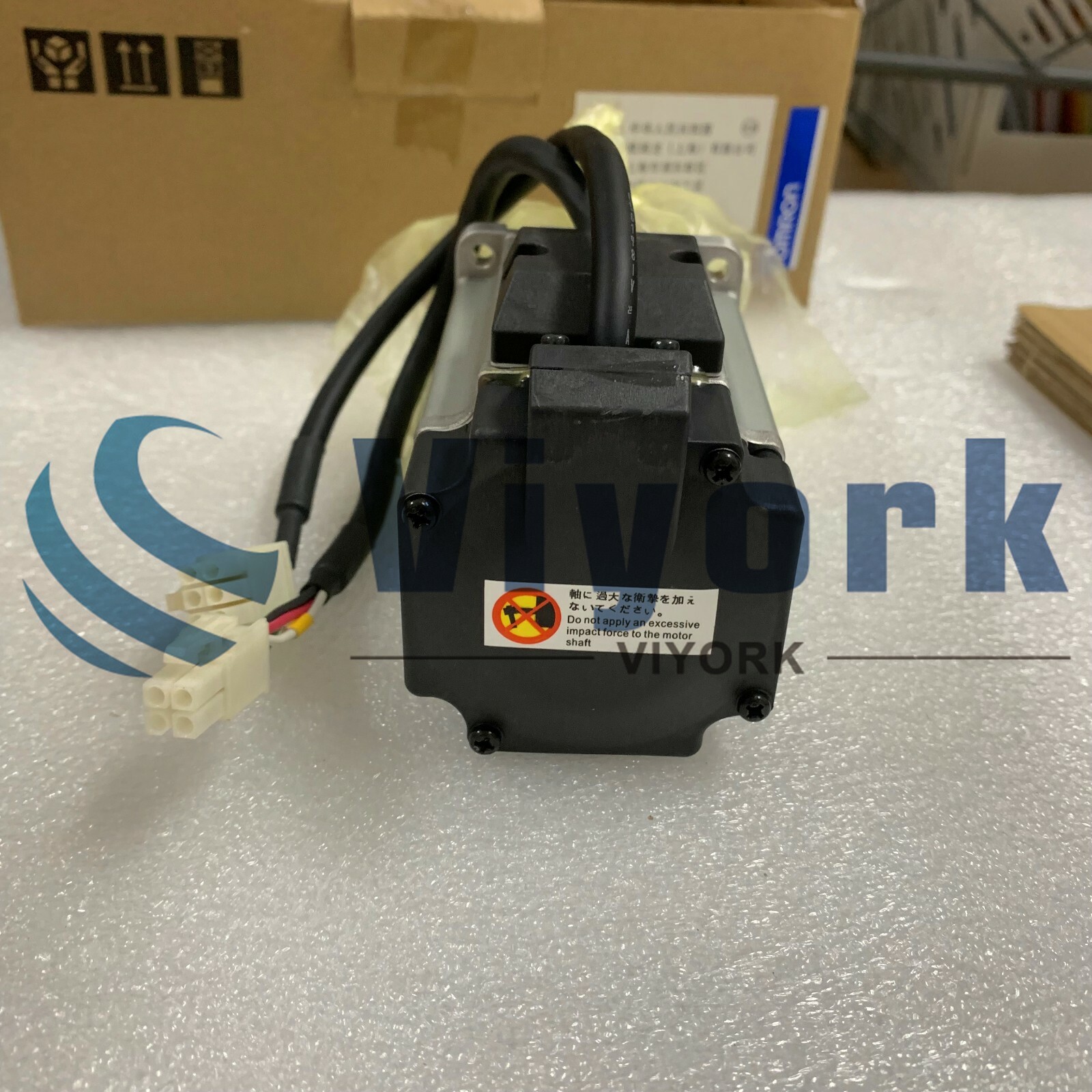 Omron R88M-G40030H-S2 AC SERVO MOTOR R88M SERIES 400WATT 3000RPM NEW