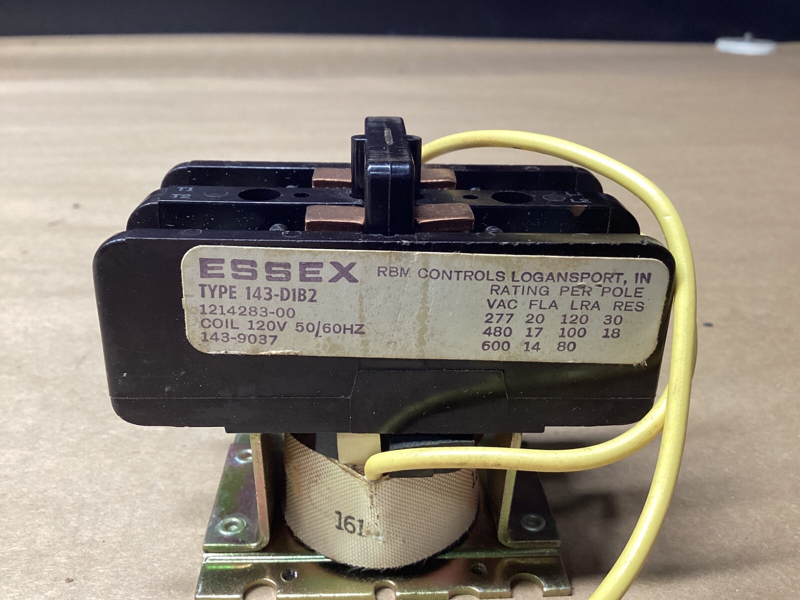 ESSEX 143-D1B2 2POLE ..120V COIL ..277/480/600V CONTACTOR #111L140*CO