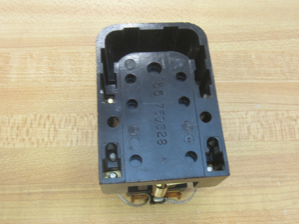 General Electric CR2790E100J45 GE GP 10A Relay 300V