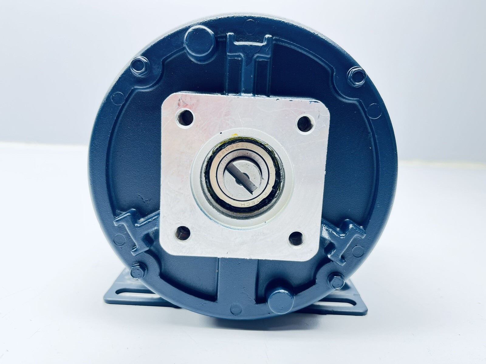 UNUSED LEESON M4S17DZ29B AC MOTOR 48Y-FR .33HP 208/200V 50/60Hz 1PH *SCRATCHED*