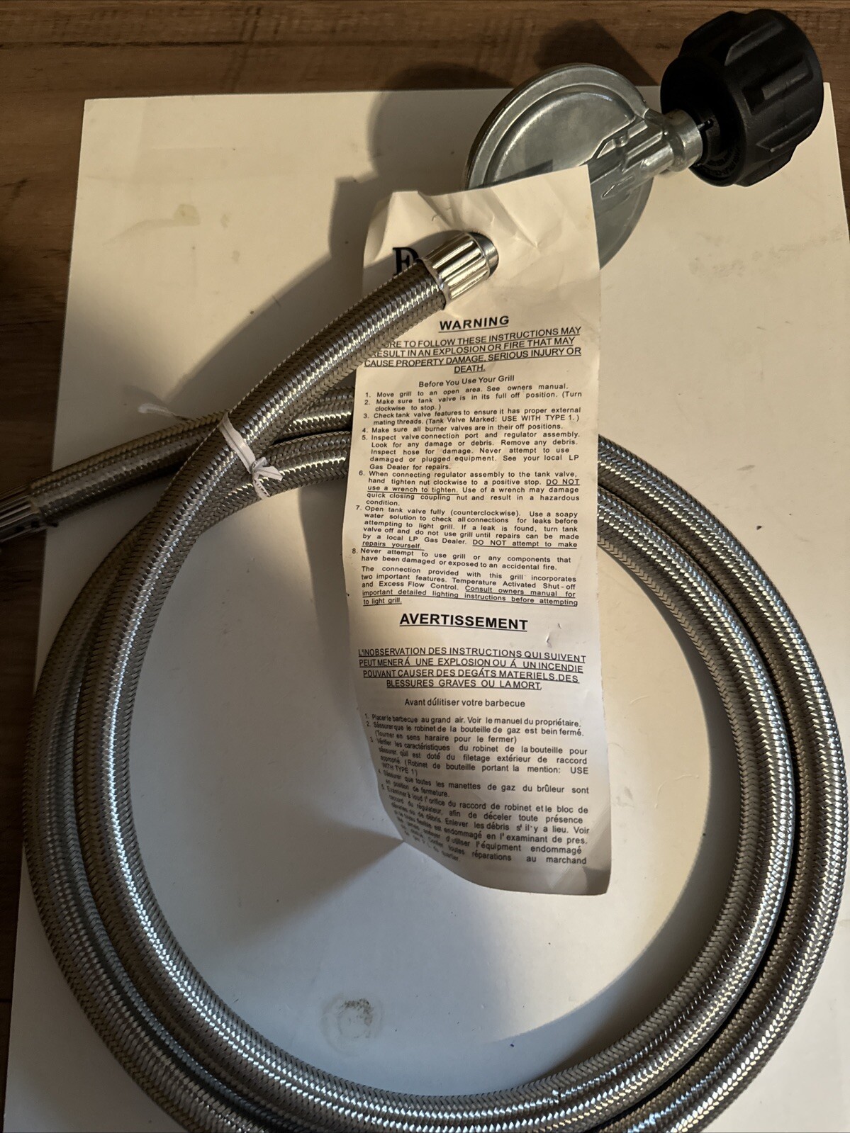5’ Steel Braid Propane Grill Hose and Regulator . New , Type 1 Tank Valve