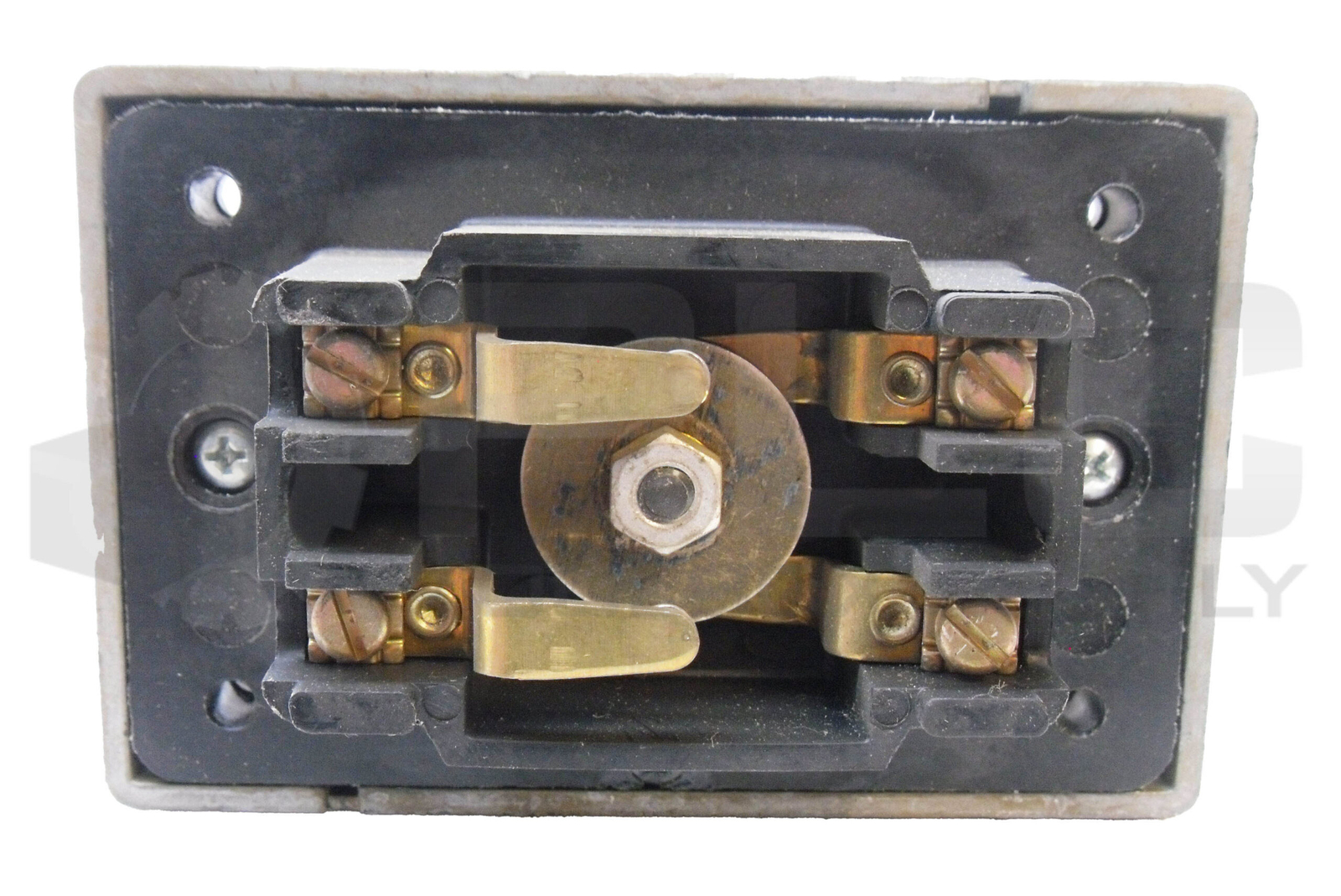 NEW REES 662-001-3-85 PLUNGER PUSH BUTTON BLACK