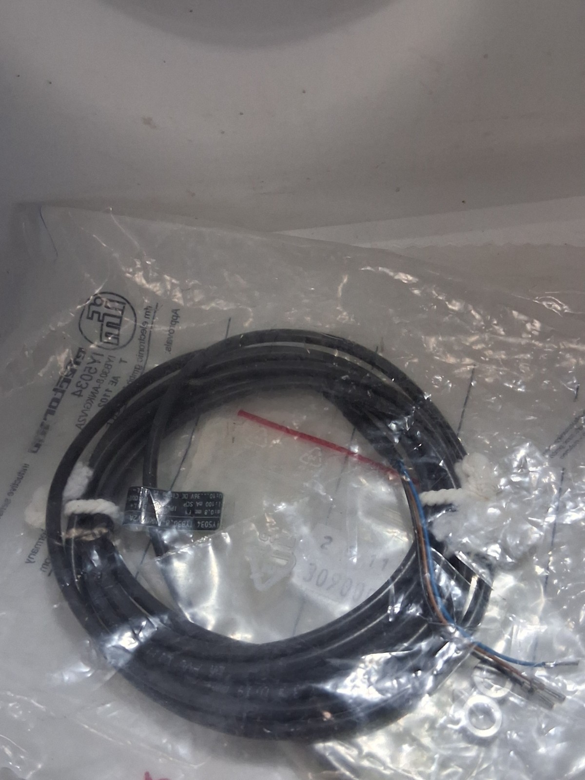 IFM IYB30,8-ANKG/V2A PROXIMITY SENSOR (IY5034) 0.8MM SEN 10-36VDC NIB