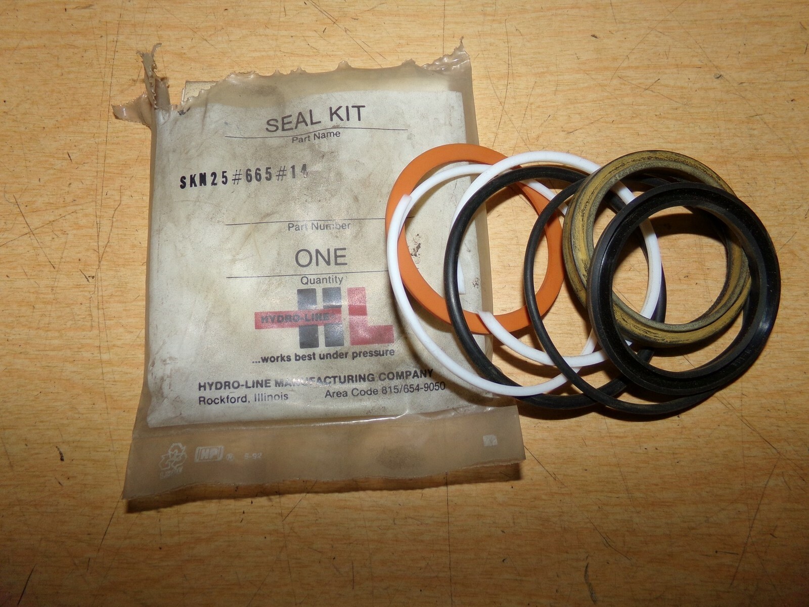NEW Hydro LIne SKN25-665-14 Seal Kit *FREE SHIPPING*