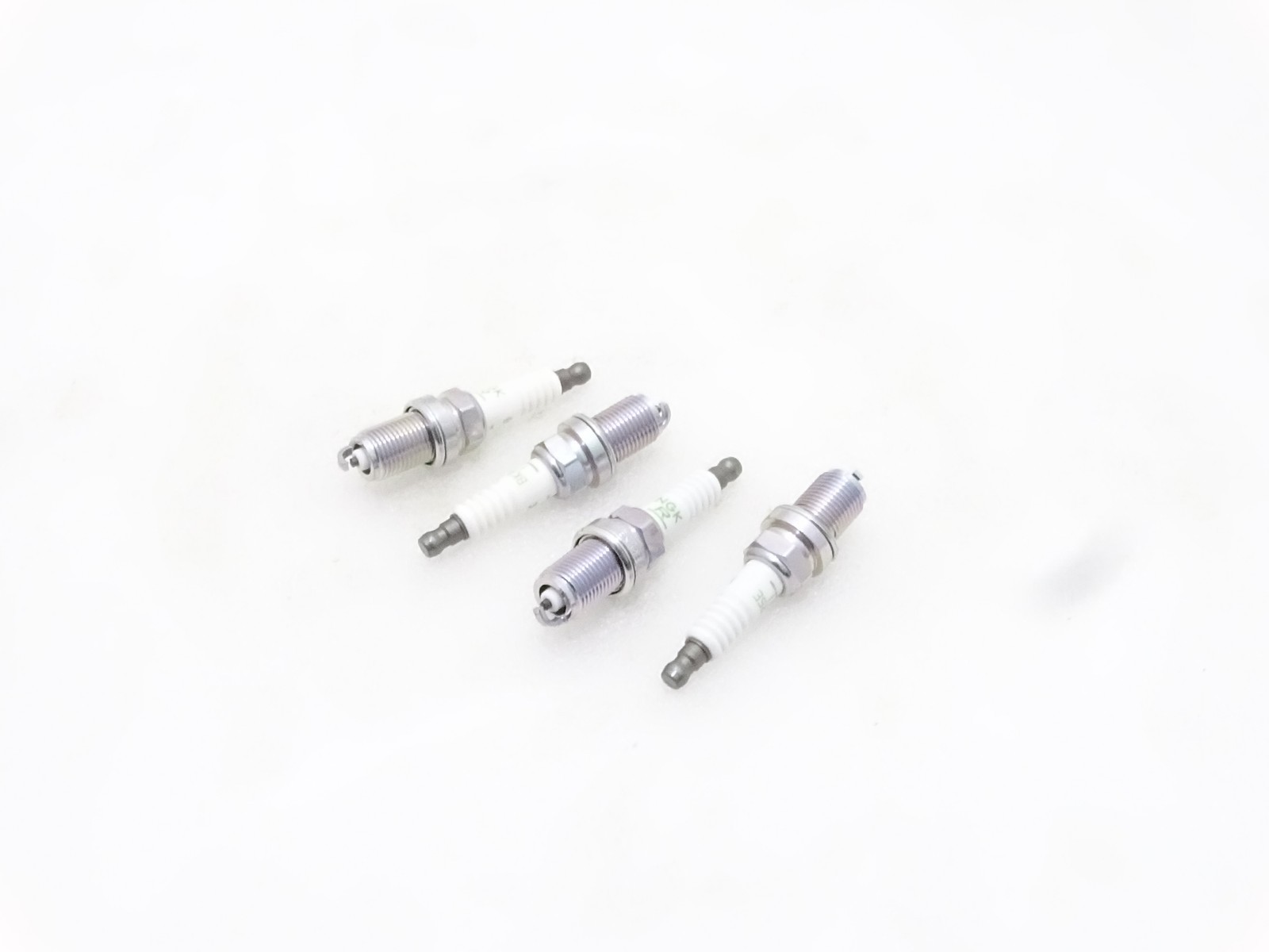4X FIT FOR SUZUKI SAMURAI BKR5E-11 NGK SPARK PLUG SET MPFI