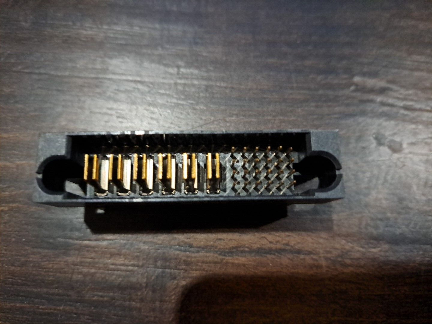 FCI Amphenol 51939-134 R/A HDR POWERBLADE