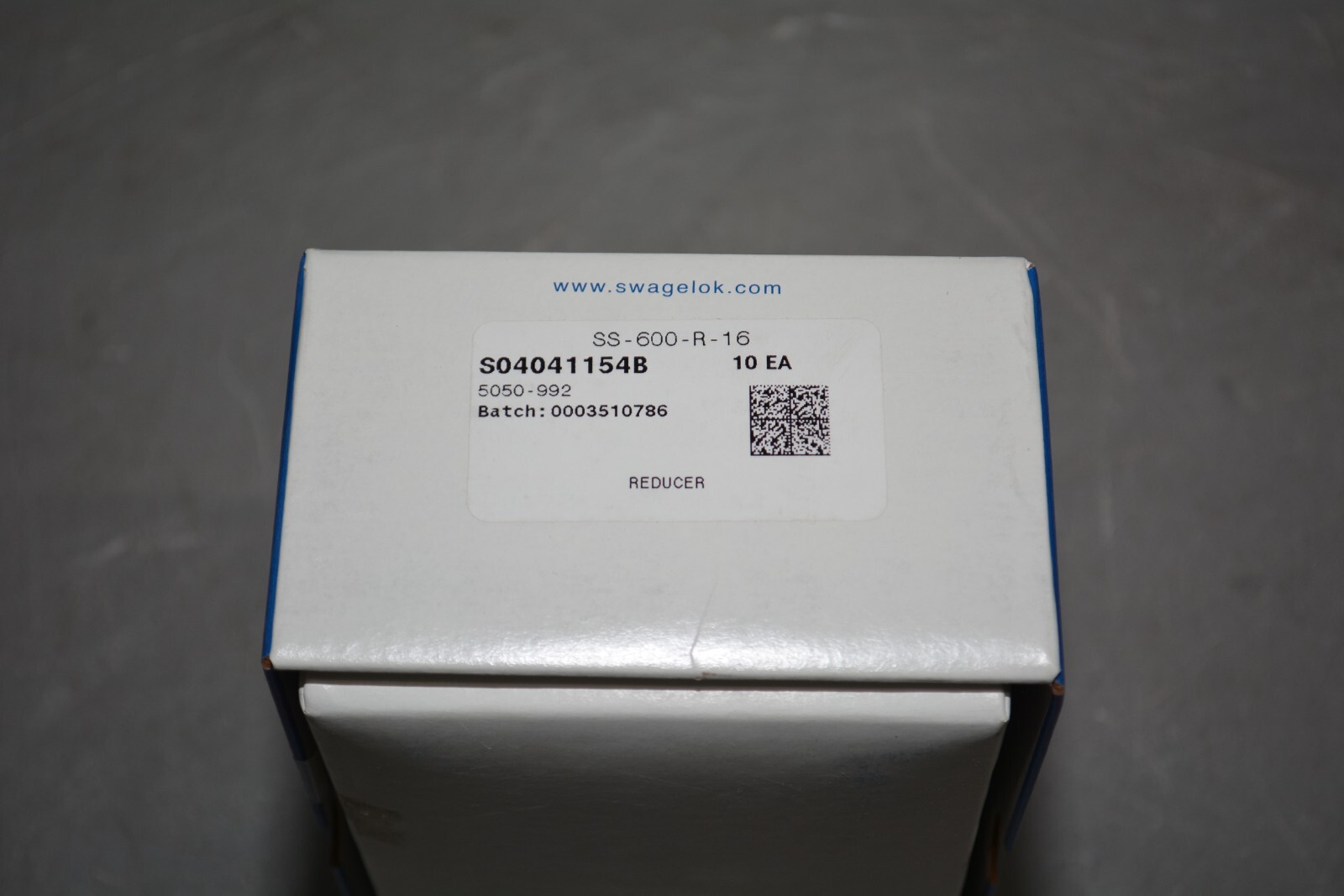 ^ Swagelok Reducer 3/8″ X 1″ SS-600-R-16 Reducer (Box Qty 10) #X2966