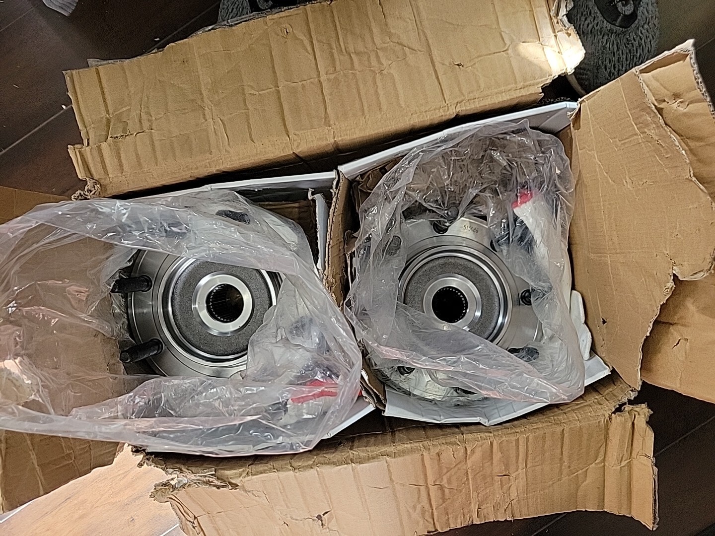 2X Wheel Hub Bearing Assembly NEW Open Box 515086 AUTOROUND Pair W/ Wiring
