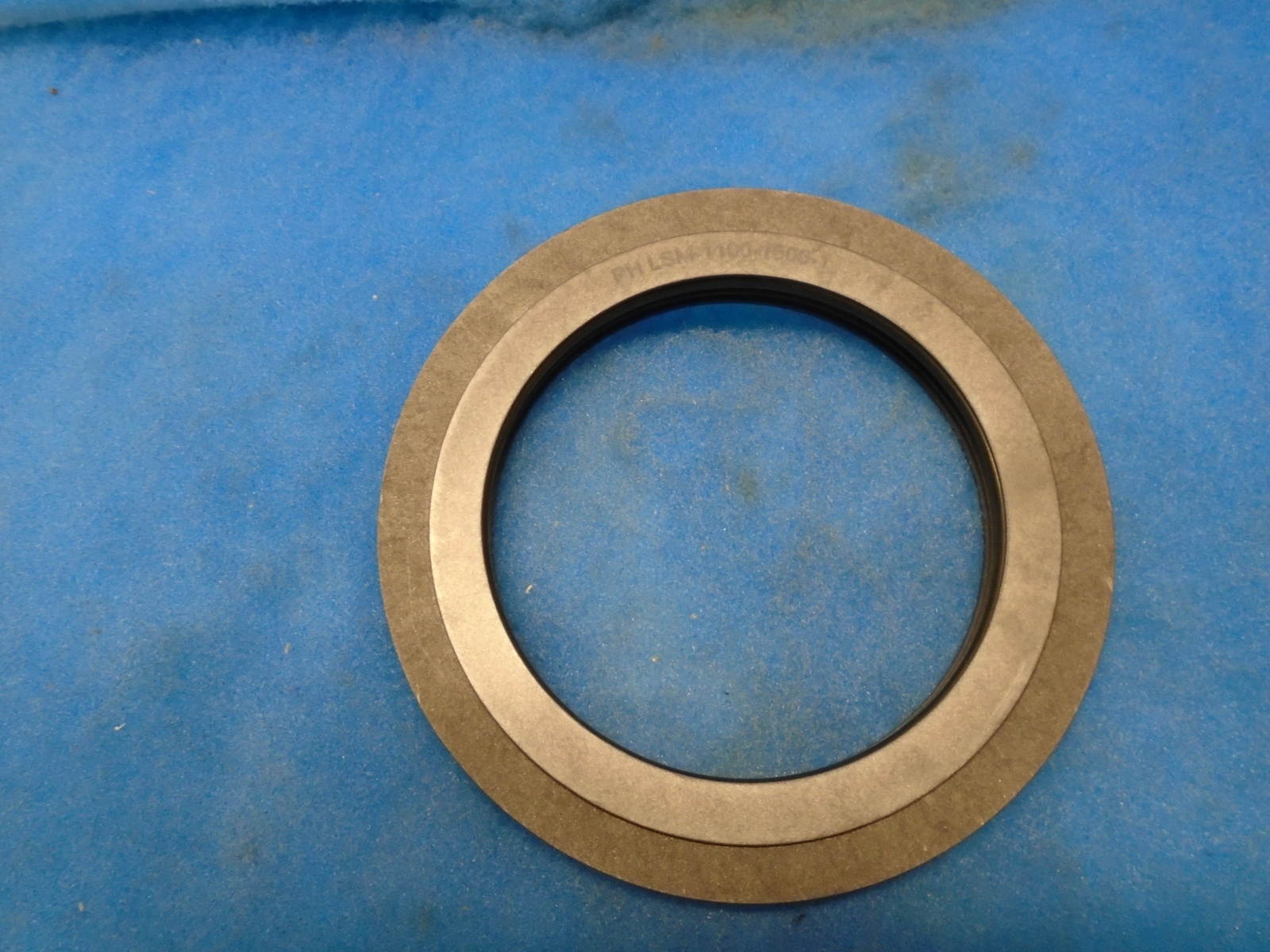 PARKER PROTECH BEARING ISOLATOR PH LSM-1100-1500-1-3 1YR WARRANTY