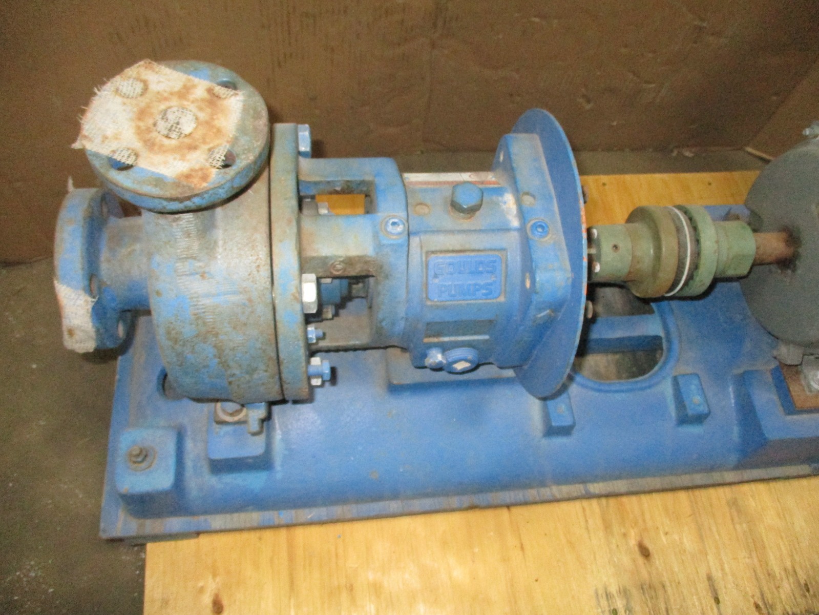 Unimount 5HP Electric Pump Enclosed High Efficient Motor Goulds Pump 52997PRX