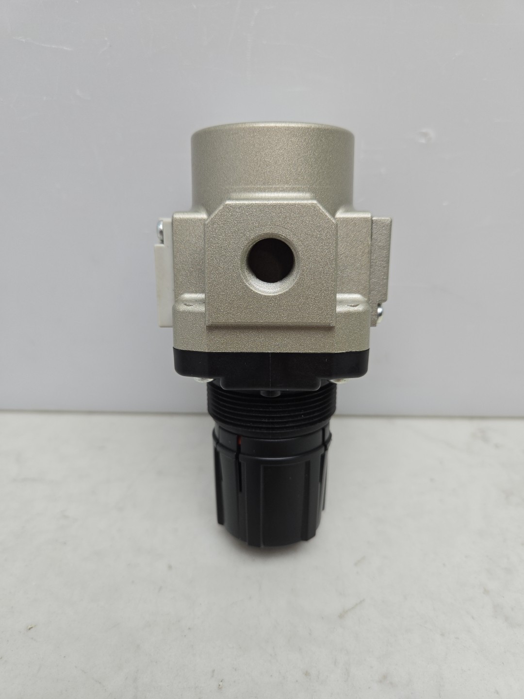 Smc AR30-N02-Z Pneumatic Regulator Modular 1/4″ Npt 7-125 Psi New