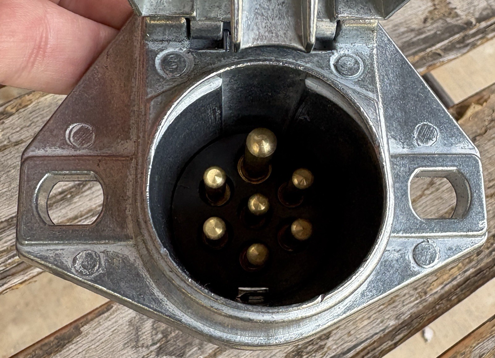 Pollak 7-Way Connector Socket, 11-720EP, Die Cast With Solid Pins Packaged