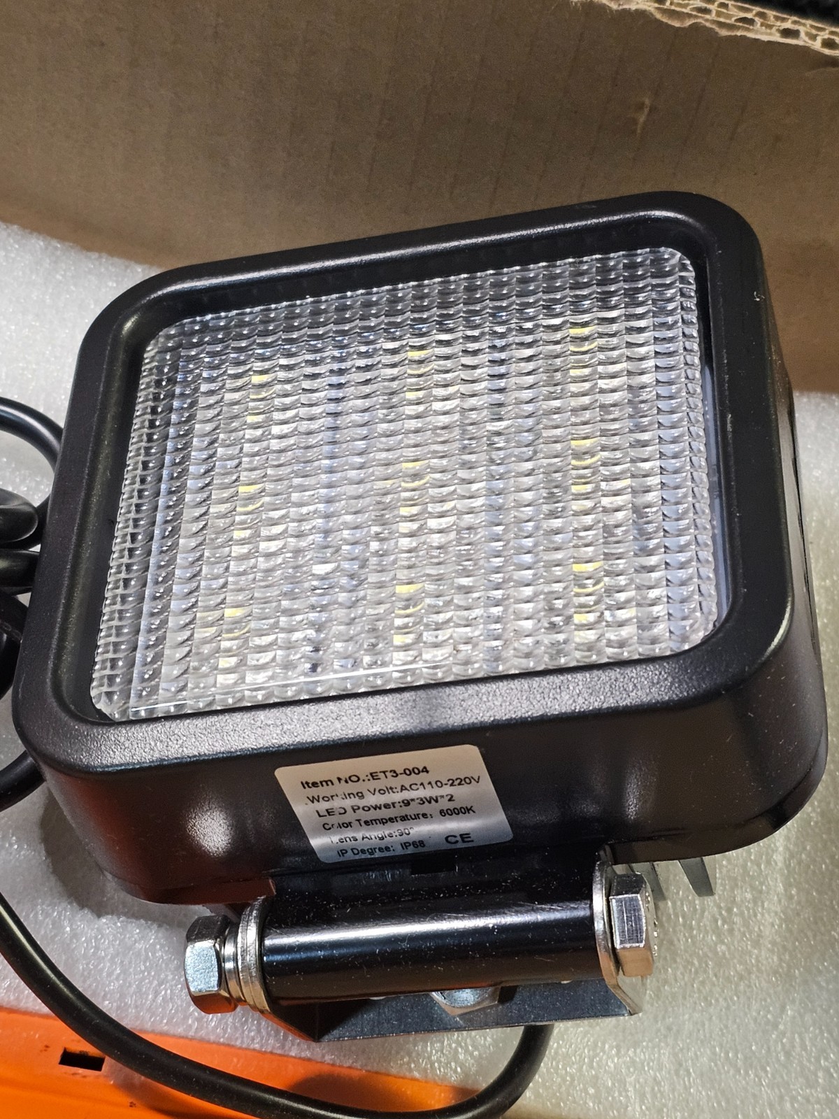 Groz 55019 LED/611 LED 54W LED Tripod Site Lamp 1500 LM IP67 50-60Hz 230VAC