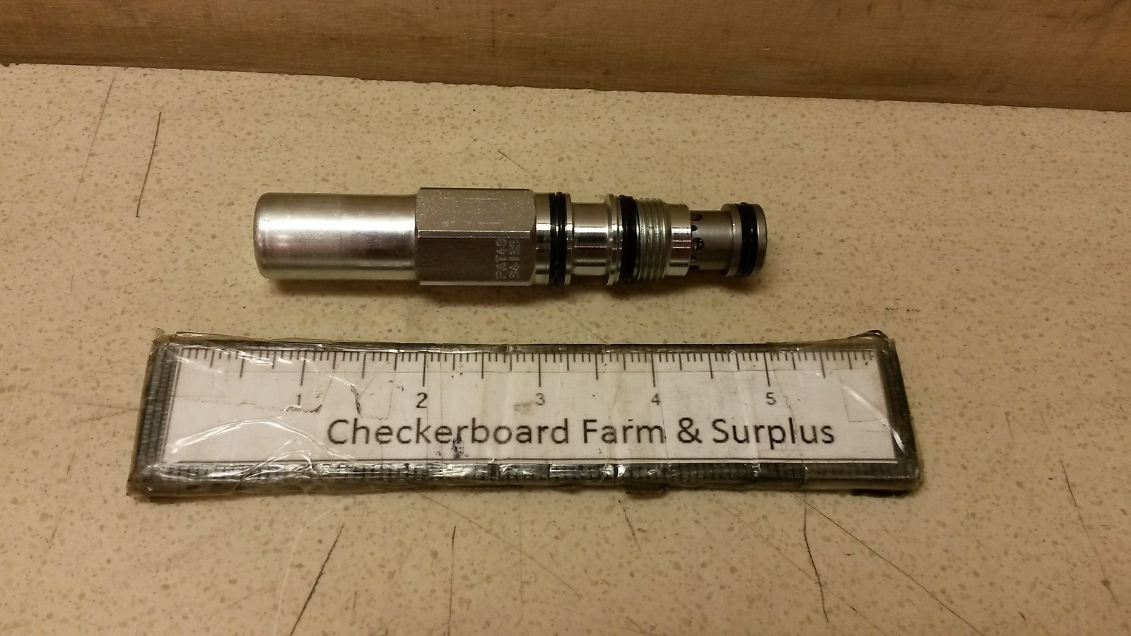 NOS SUN Pressure Relief Cartridge Check Valve SCCA-CAN-2350PSI SCCA-LAN